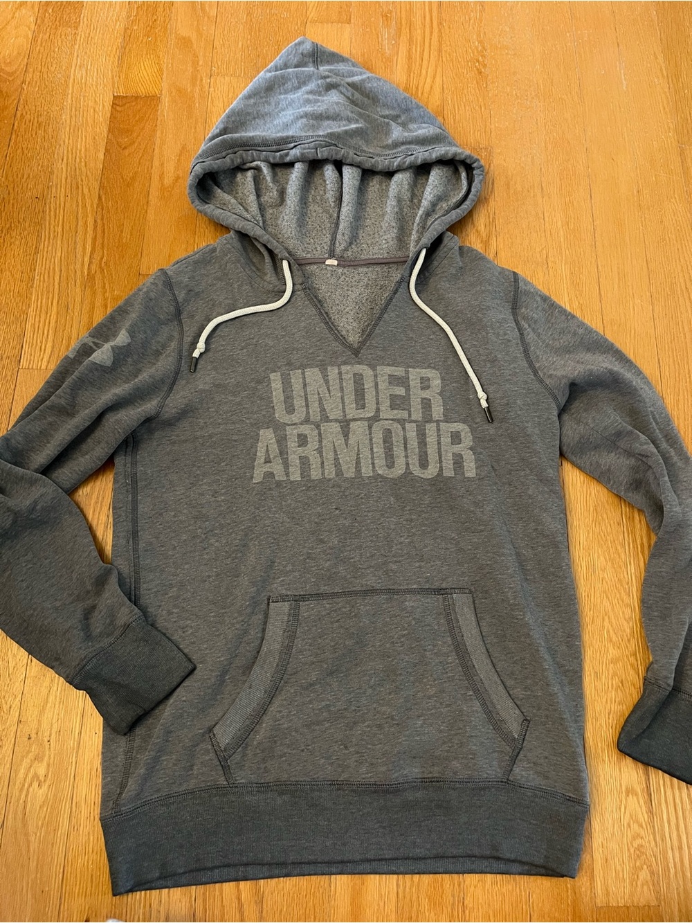 Under Armour Charcoal Gray Hooded Pullover Sweatshirt